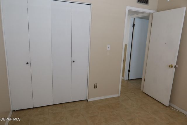10345 BISCAINE Street, El Paso, TX 79924