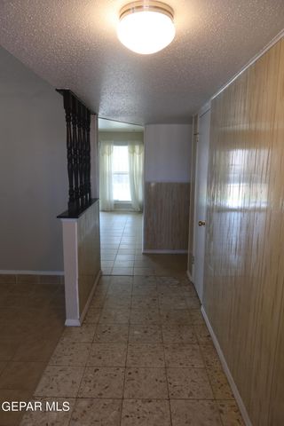 10345 BISCAINE Street, El Paso, TX 79924