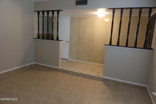 10345 BISCAINE Street, El Paso, TX 79924