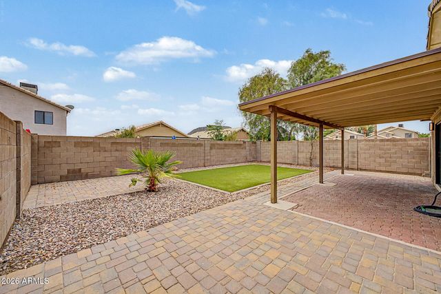 2111 E WILLIAMS Drive, Phoenix, AZ 85024