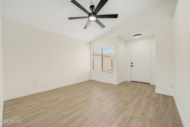 2111 E WILLIAMS Drive, Phoenix, AZ 85024