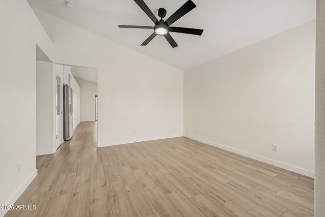 2111 E WILLIAMS Drive, Phoenix, AZ 85024