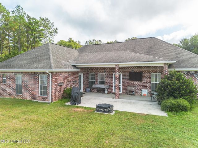 12009 Circle G Ranch Road, Picayune, MS 39466