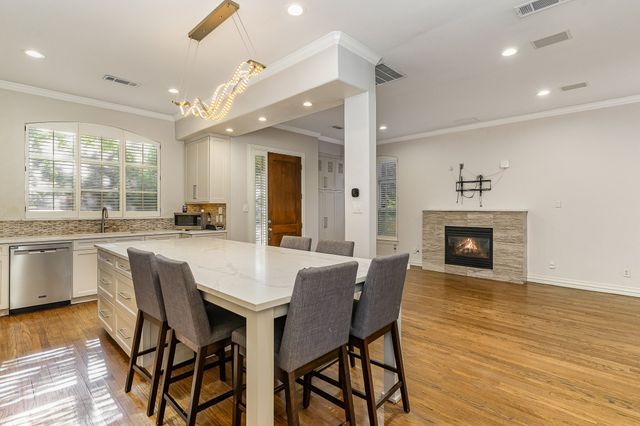 3314 Blackburn Street, Dallas, TX 75204