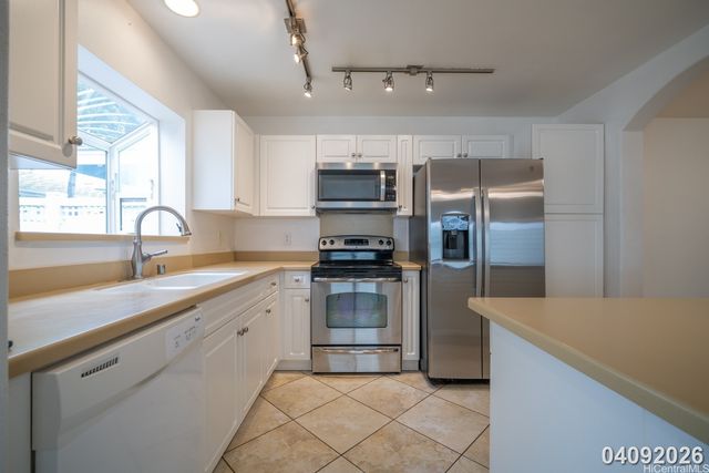 87-1034 Anaha Street, Waianae, HI 96792