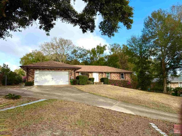 6040 Strickland Pl, Pensacola, FL 32506