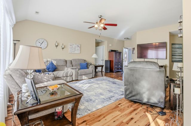 5108 OPAL DR, Columbia, MO 65202