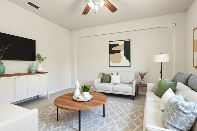 1045 Doe Meadow Drive, Fort Worth, TX 76028