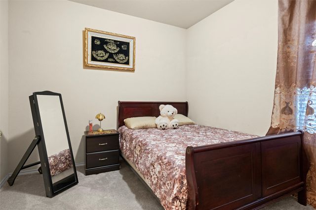 1045 Doe Meadow Drive, Fort Worth, TX 76028