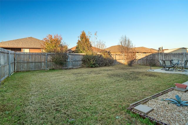 1045 Doe Meadow Drive, Fort Worth, TX 76028