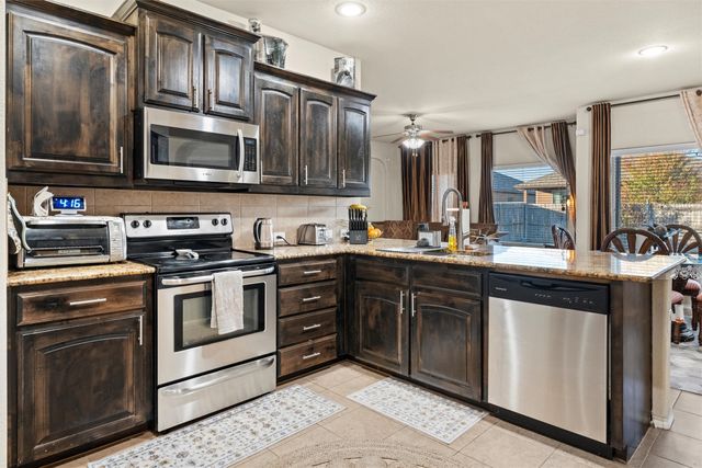 1045 Doe Meadow Drive, Fort Worth, TX 76028