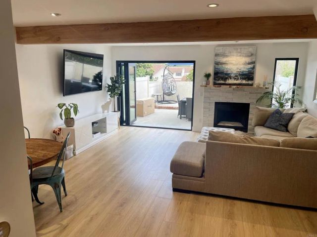 6863 Maple Leaf Dr. Drive, Carlsbad, CA 92011