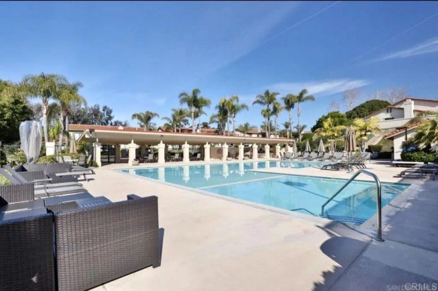 6863 Maple Leaf Dr. Drive, Carlsbad, CA 92011