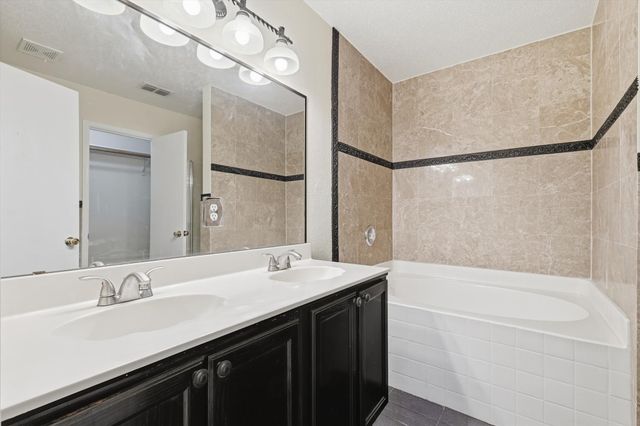 1452 Hickory Creek Lane, Rockwall, TX 75032