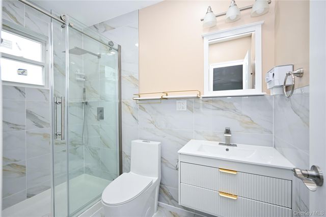 198-19 118th Avenue, Saint Albans, NY 11412