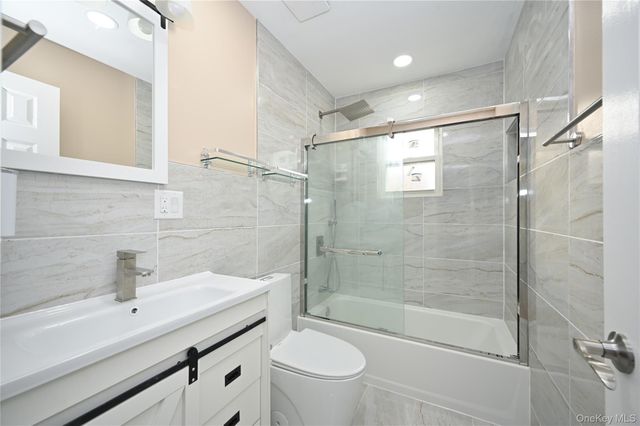 198-19 118th Avenue, Saint Albans, NY 11412