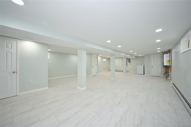 198-19 118th Avenue, Saint Albans, NY 11412