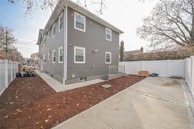 198-19 118th Avenue, Saint Albans, NY 11412