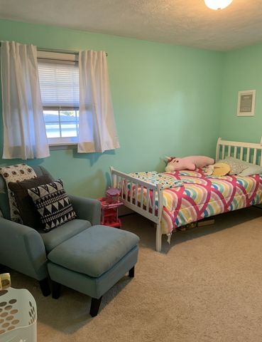 727 W GORE Road, Erie, PA 16509