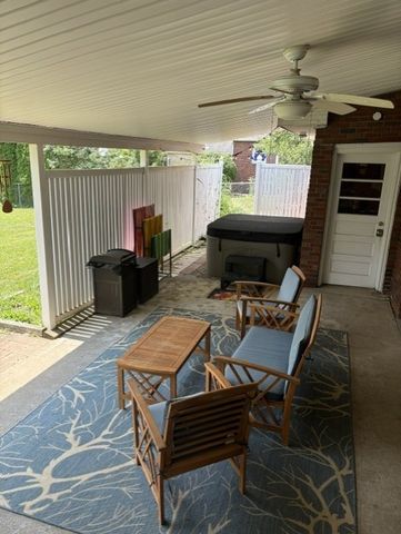 727 W GORE Road, Erie, PA 16509