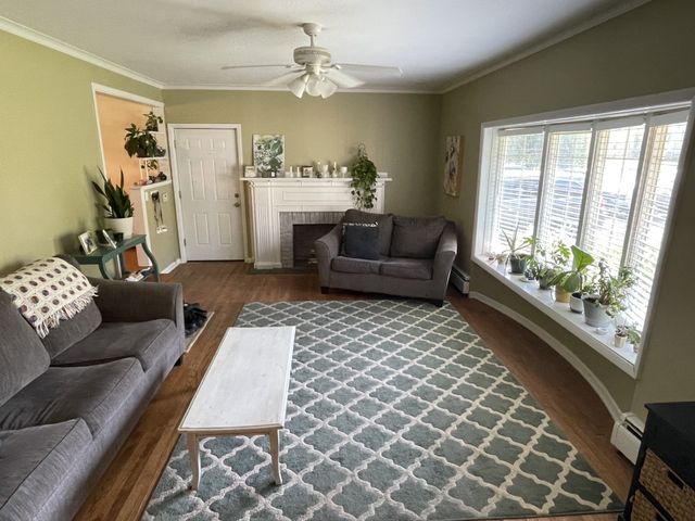 727 W GORE Road, Erie, PA 16509
