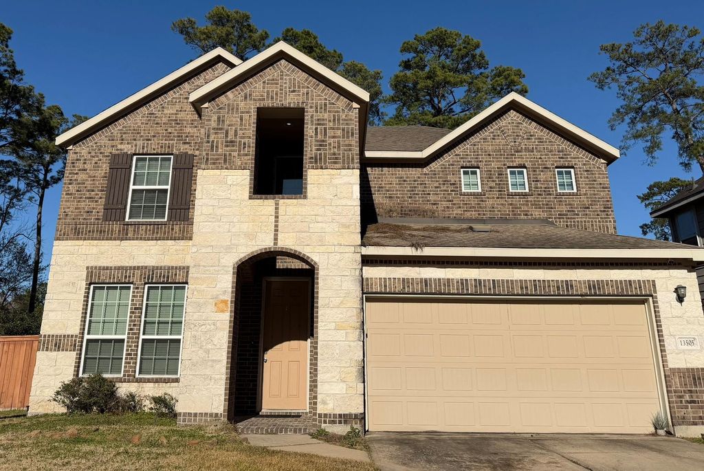 13505 Palo Lake Lane, Houston, TX 77044