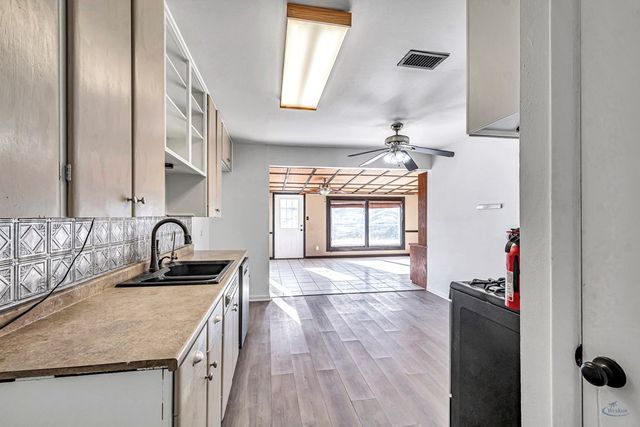 3405 Baumann Ave, Midland, TX 79703