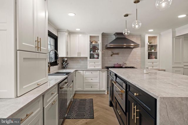 1204 ELLSTON RD, Havertown, PA 19083