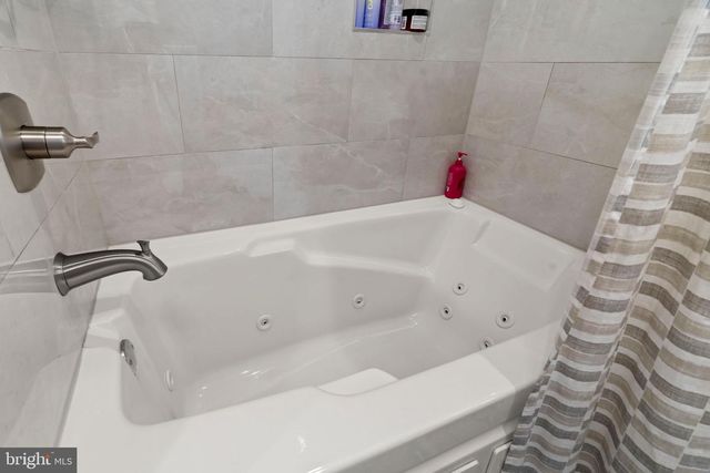 1204 ELLSTON RD, Havertown, PA 19083