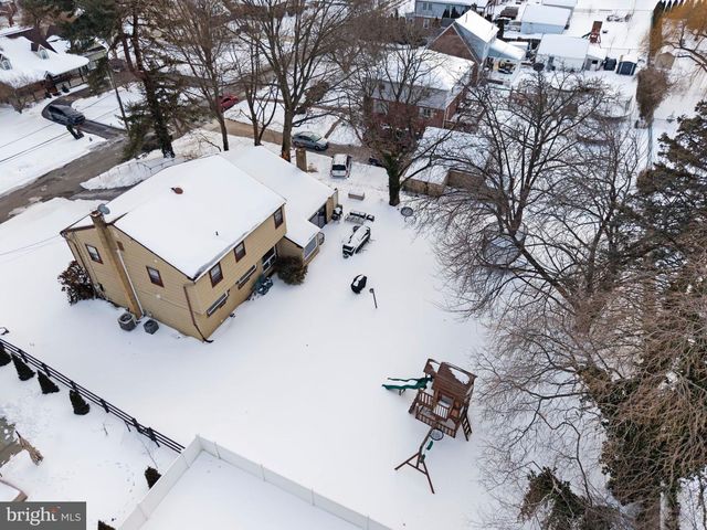 1204 ELLSTON RD, Havertown, PA 19083