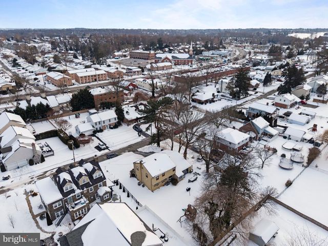 1204 ELLSTON RD, Havertown, PA 19083