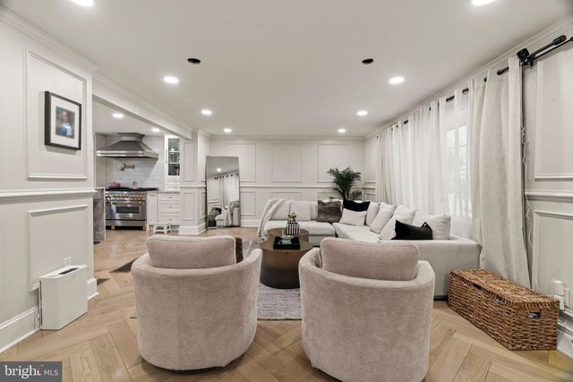 1204 ELLSTON RD, Havertown, PA 19083