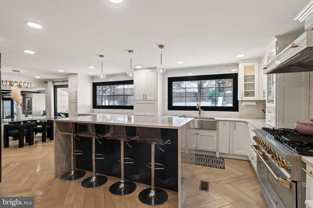 1204 ELLSTON RD, Havertown, PA 19083