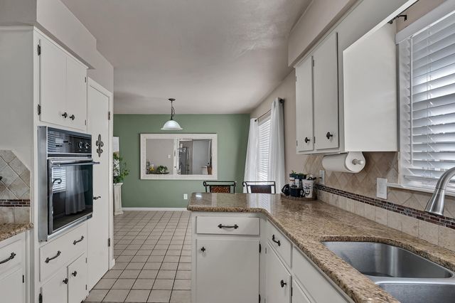 103 Bison Trail, Longview, TX 75601