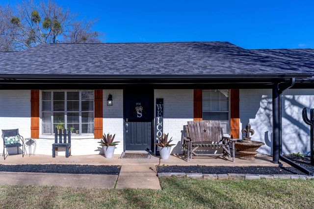 103 Bison Trail, Longview, TX 75601