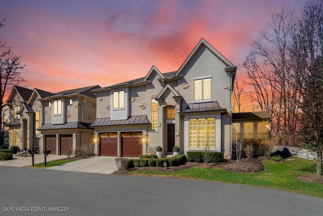 1 Willowcrest Drive, Oak Brook, IL 60523