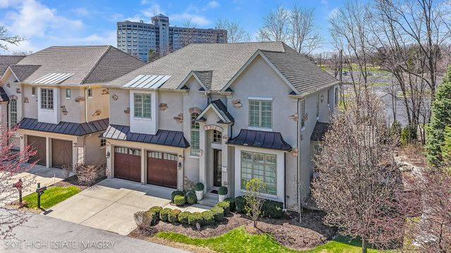 1 Willowcrest Drive, Oak Brook, IL 60523