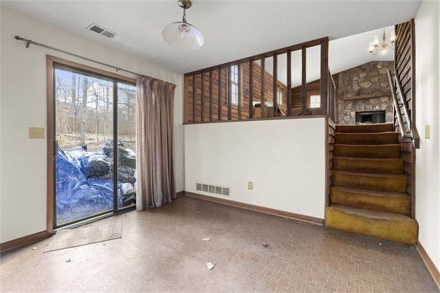 154 Dials Drive, Woodstock, GA 30188