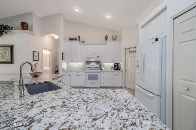 19 Waterbluff Drive, Ormond Beach, FL 32174