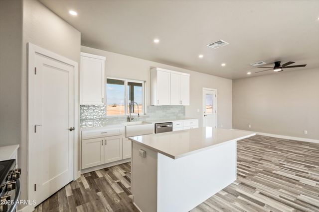 10893 E Angus Lane, Coolidge, AZ 85128