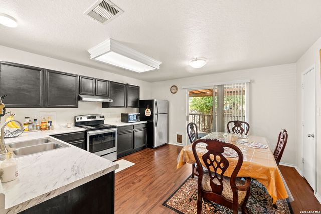 135 Booker Palm, San Antonio, TX 78239