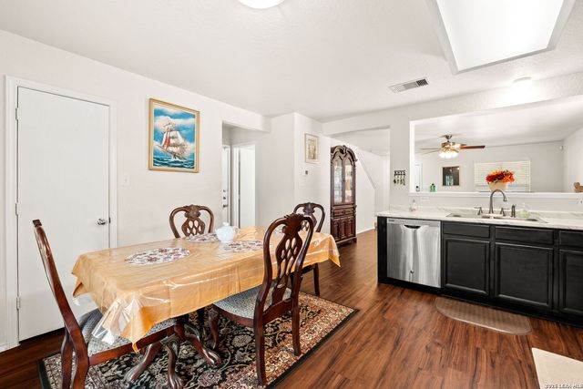 135 Booker Palm, San Antonio, TX 78239