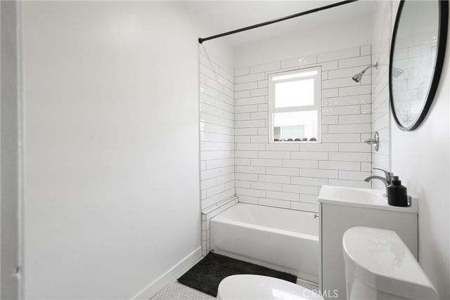 1667 N Avenue 46, Los Angeles, CA 90041