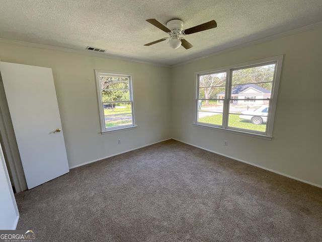 209 Price Street, Swainsboro, GA 30401