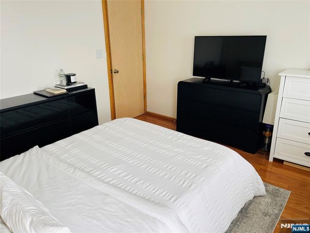 108 Bellevue Avenue, Elmwood Park, NJ 07407