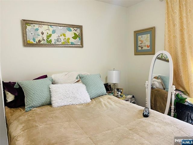 108 Bellevue Avenue, Elmwood Park, NJ 07407