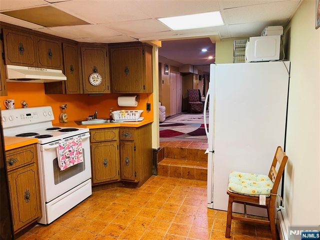 108 Bellevue Avenue, Elmwood Park, NJ 07407