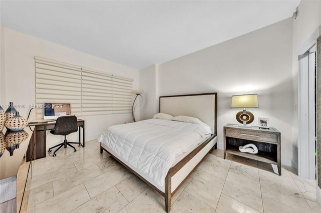 6917 Collins Ave PH22, Miami Beach, FL 33141