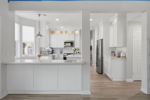 18 Hawkseye Place, The Woodlands, TX 77381