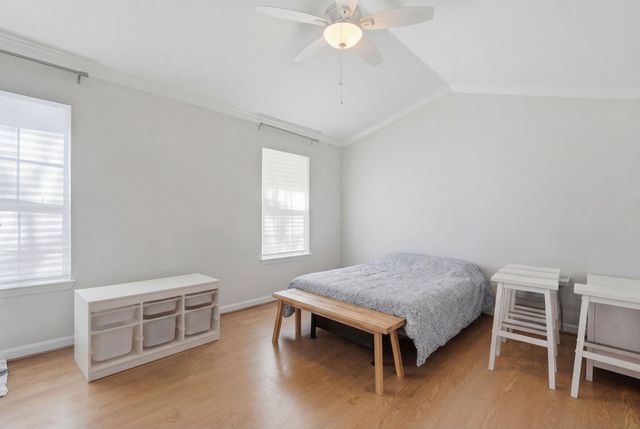 18 Hawkseye Place, The Woodlands, TX 77381